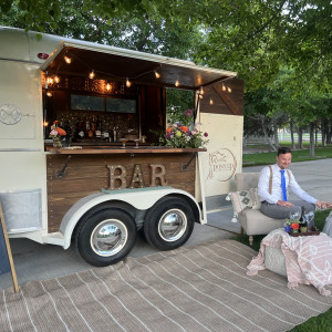 Pony Up Mobile Bar - Bartender / Holiday Party Entertainment in Twin Falls, Idaho