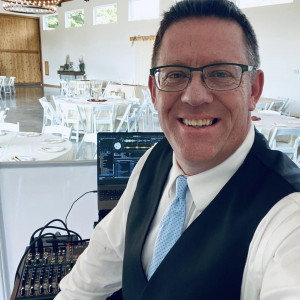 PortaPixie Events - Wedding DJ in Bellingham, Washington