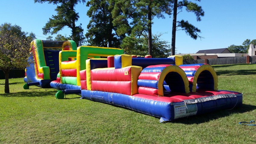 Gallery photo 2 of Pouncy Pounce Party Rentals