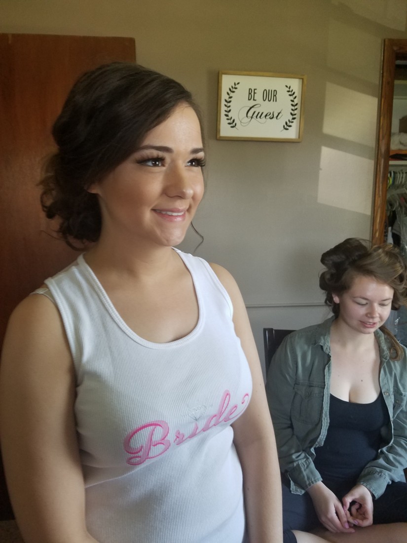 Hire Prestige Makeup Artist Makeup Artist in Minneapolis, Minnesota