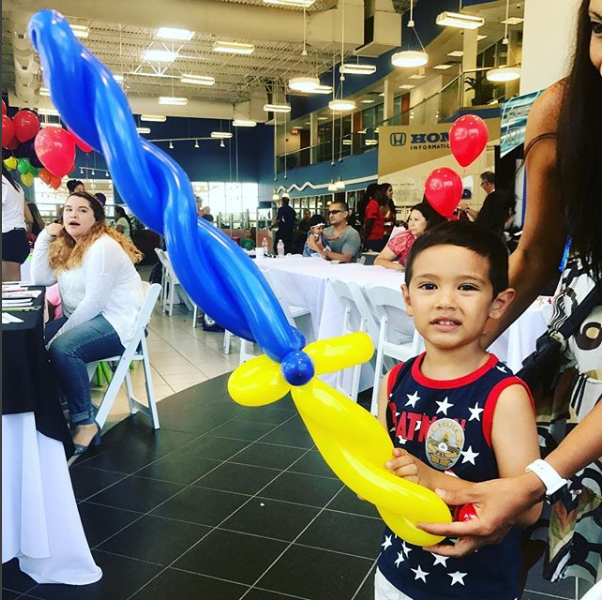 Hire Pretty Faces By Danielle Face Painter in Austin, Texas