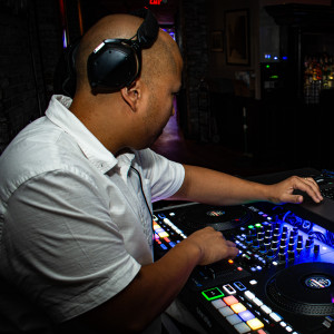 Professional DJ Services - DJ / Karaoke DJ in Marlborough, Massachusetts