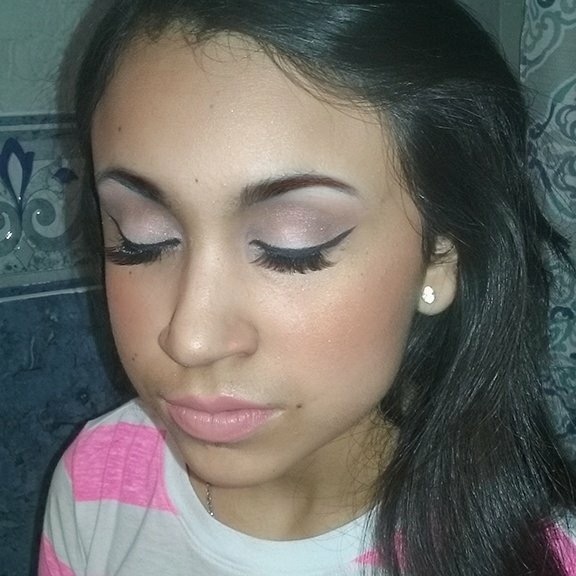 Gallery photo 1 of Professional Makeup Artist