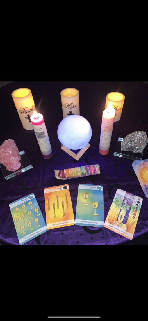 Gallery photo 1 of Psychic and Tarot Readings by Tiffany
