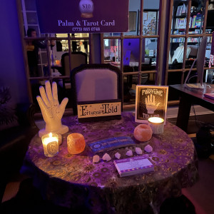 Psychic Readings By Lauren - Psychic Entertainment / Halloween Party Entertainment in Chicago, Illinois