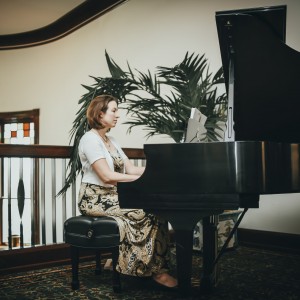 Rachel Sargent, Wedding Pianist