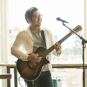 Rafael Unplugged - Singing Guitarist in San Francisco, California