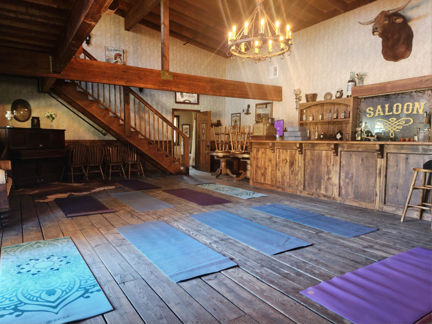 Gallery photo 1 of Rainbow Salt Wellness