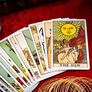 Readings by Pierce - Psychic Entertainment / Tarot Reader in Cypress, California