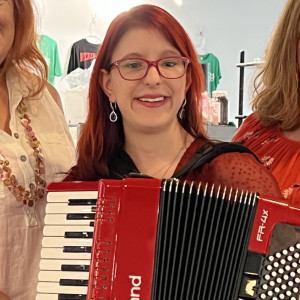 Rebecca Jane Accordion/Keyboard/Pianist - Accordion Player / Celtic Music in Austin, Texas