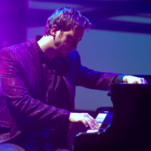 REUEL - Corporate & Wedding Pianist - Pianist in Austin, Texas