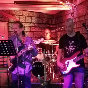 Rewind Live - Classic Rock Band in Bellmore, New York