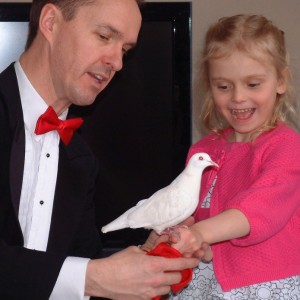 Richard Young the Magician - Children’s Party Magician in Calgary, Alberta