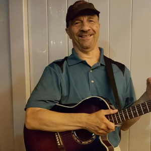 Robert Raff Acoustic classics - Singing Guitarist in Oceanside, New York