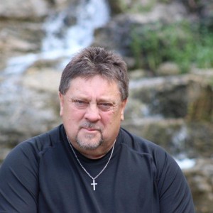 Robert Russell - Singer/Songwriter in Springfield, Missouri