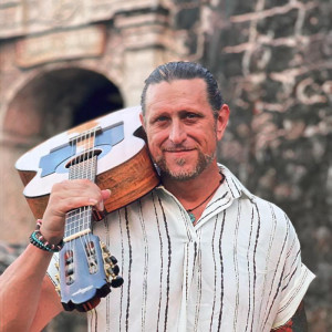 Berto Boyd - Concert Guitarist Flamenco Composer - Guitarist / Spanish Entertainment in Portland, Oregon
