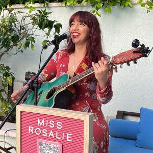 Rosalie Gonzalez - Singing Guitarist in San Antonio, Texas