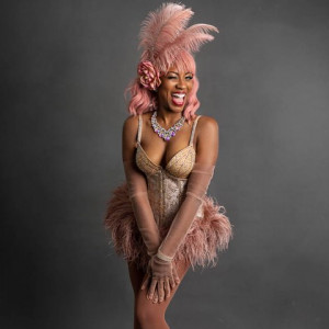 Rosie Lipps - Burlesque Entertainment in Dallas, Texas