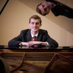 Sam Keily (Pianist, Saxophonist) - Pianist / Holiday Party Entertainment in Churubusco, Indiana