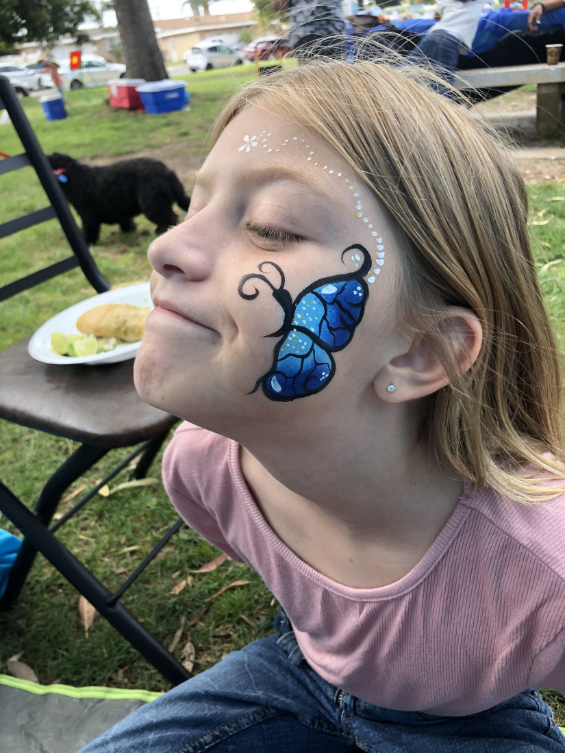 Gallery photo 2 of San Diego Face Paint and Henna