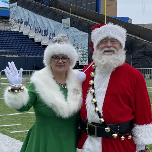 Santa and Mrs Claus Burkett - Santa Claus in Grove City, Pennsylvania