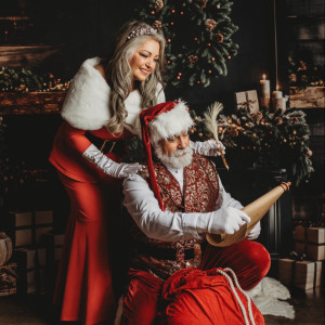 Santa and Mrs. Claus Co. - Santa Claus / Holiday Party Entertainment in Olympia, Washington