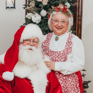 Santa and Mrs Claus - Santa Claus in Livonia, Michigan