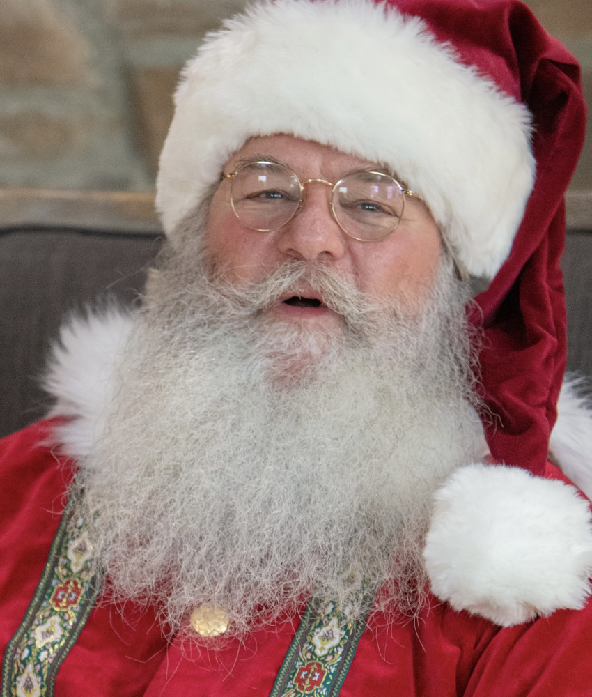 Gallery photo 1 of Santa Steve and Mrs Claus