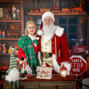 Santa and the Misses - Santa Claus / Mrs. Claus in Meridian, Idaho