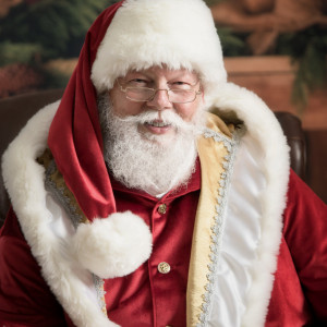 Santa Chuck V - Santa Claus in Airdrie, Alberta
