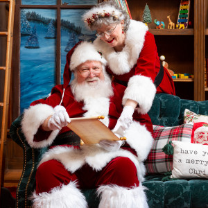 Santa Myles and Mrs. Claus - Santa Claus / Holiday Entertainment in Granbury, Texas