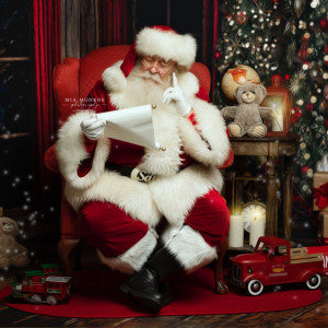 Aurora/Naperville Santa Claus - Santa Claus in Naperville, Illinois