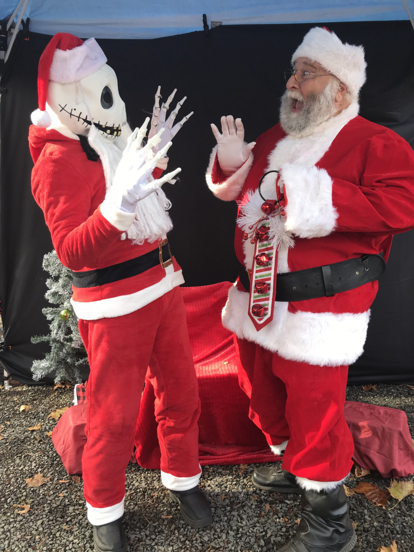 Hire Santa Claus is coming to your Town! Santa Claus in Clinton, New