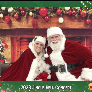 Santa Paul - Santa Claus / Mrs. Claus in Palatine, Illinois