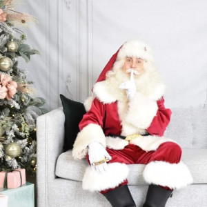 Santa Claus Daniel - Santa Claus / Costume Rentals in Langley, British Columbia