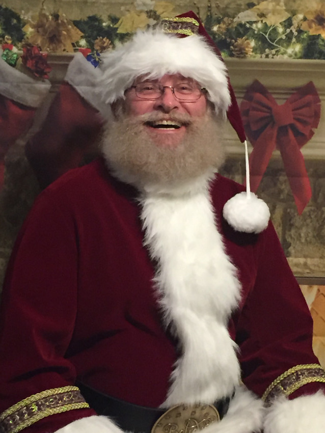 Gallery photo 1 of Calhoun Santa Clause