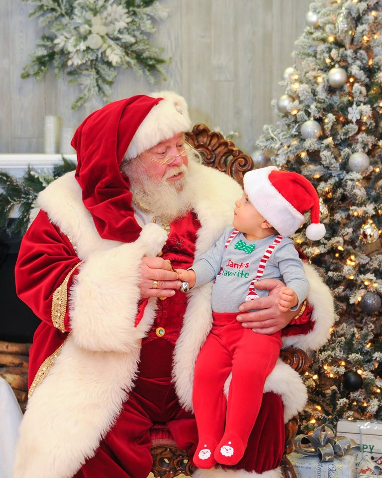 Hire Santa Dennis Santa Claus in Fall River, Massachusetts