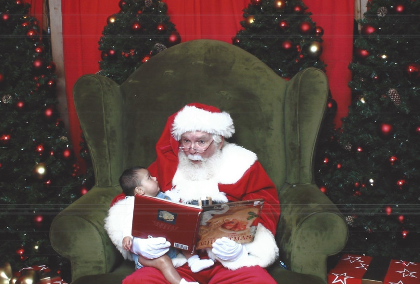 Gallery photo 1 of Santa Doug