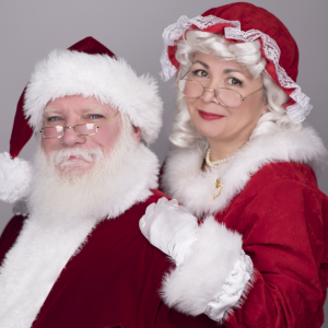 Santa Fleet and Mrs. Claus - Santa Claus in Elmhurst, Illinois