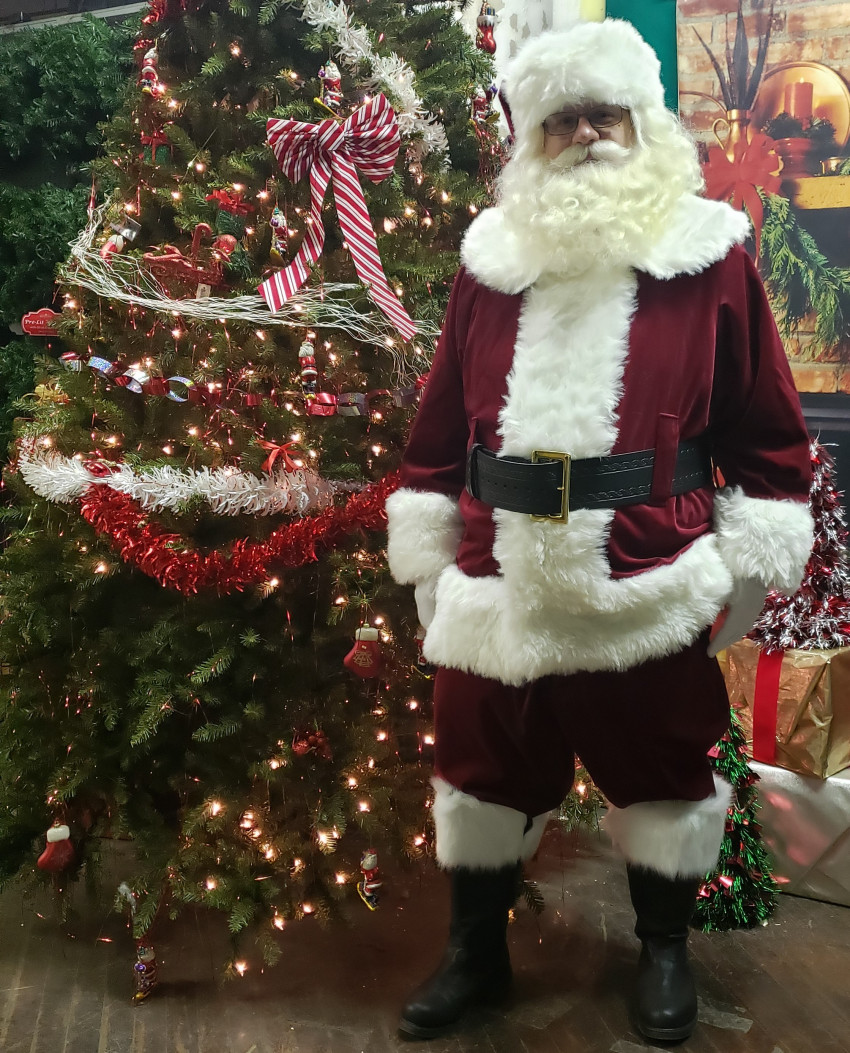 Gallery photo 1 of Santa Joe