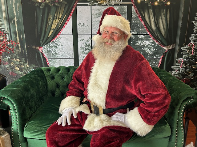 Gallery photo 1 of Santa John