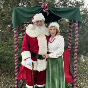 Santa Kevan and Mrs Claus