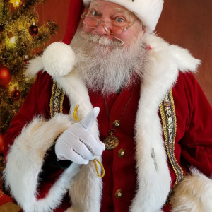 Santa Mac - Santa Claus / Corporate Magician in Appleton, Wisconsin