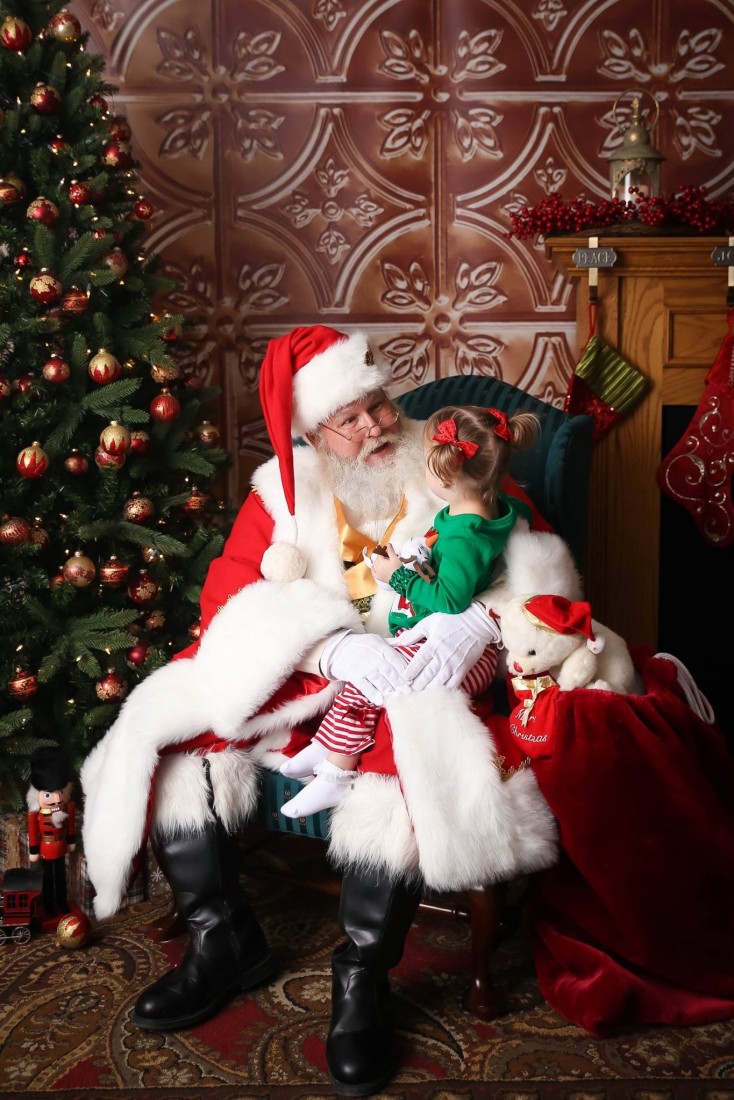 Hire Santa Magic Santa Claus in Sylacauga, Alabama