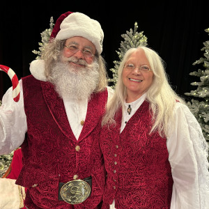 Santa Najib & Mama Claus - Santa Claus / Children’s Party Entertainment in Blacksburg, South Carolina