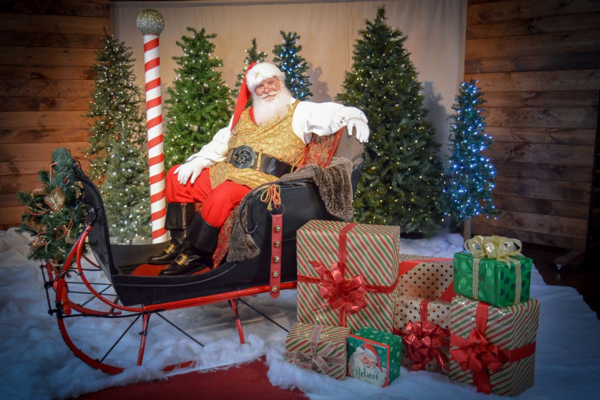 Hire Santa on the Ridge Santa Claus in Jonesboro, Arkansas