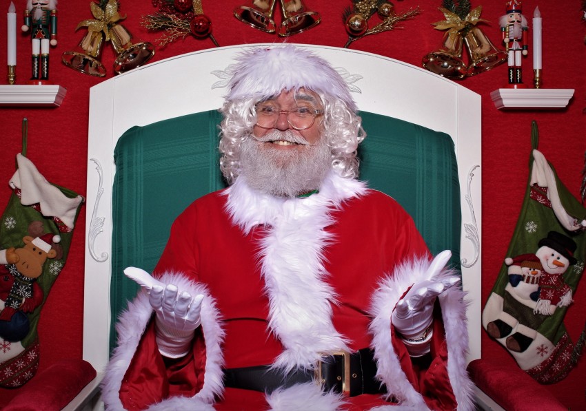 Hire Santa Richard - Santa Claus in Vancouver, British Columbia