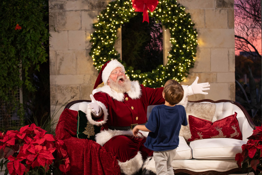 Gallery photo 1 of Aggieland Santa