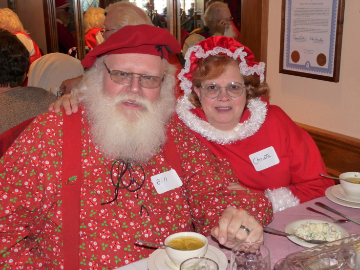 Hire Santa Visits Santa Claus in Fairborn, Ohio