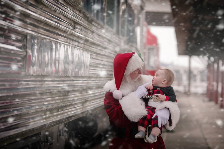 Hire Santa Vols - Santa Claus in Gatlinburg, Tennessee